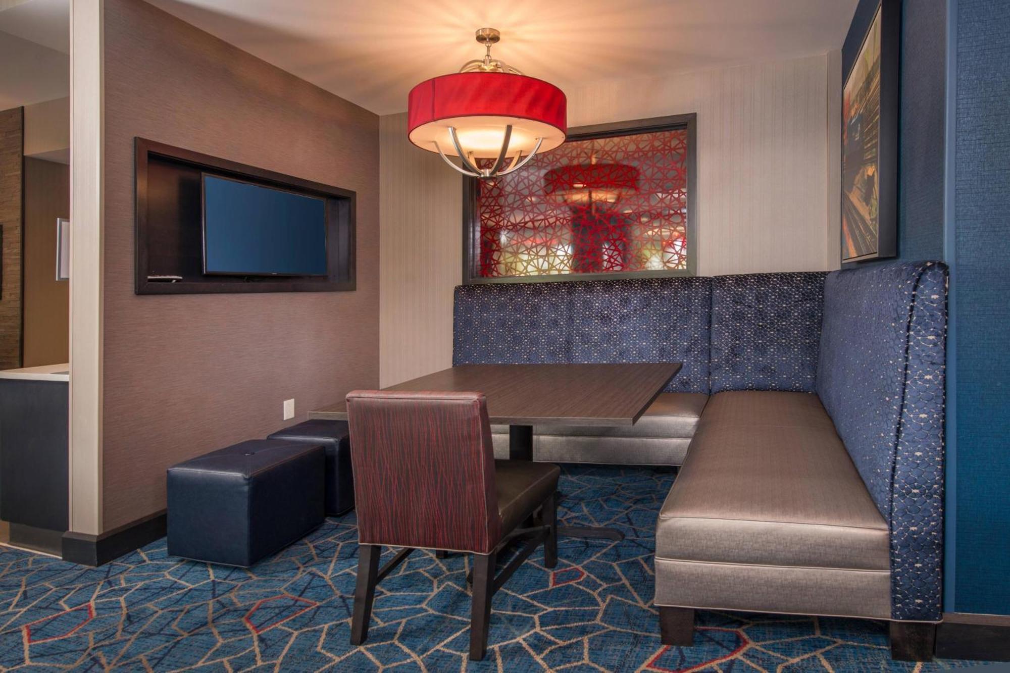 Fairfield Inn & Suites By Marriott Altoona Exterior foto